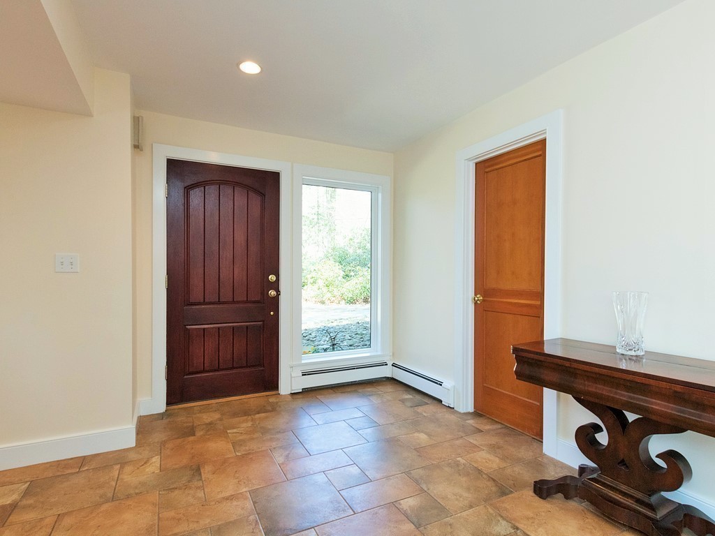 62 Beaver Pond Road Lincoln, MA 01773 - Photo 8 of 24