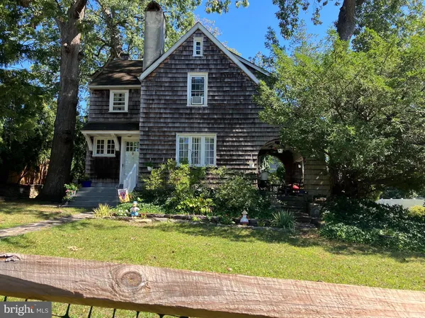 $535,000 | 15 Oakland Road, Broomall, PA 19008