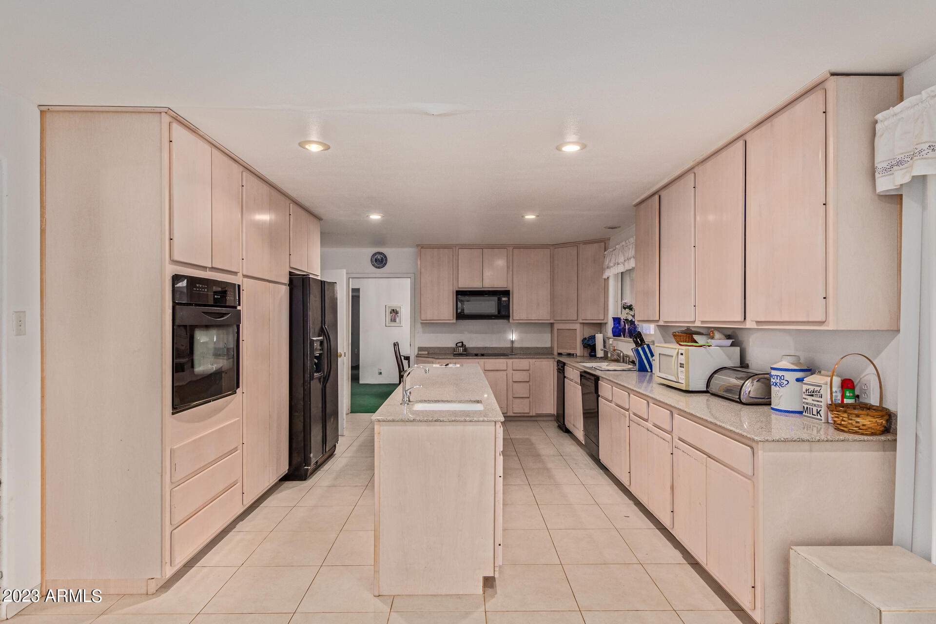 16327 West Quail Run Road Surprise, AZ 85387 - Photo 10 of 41 14-Quail Run