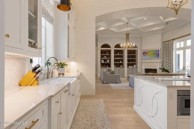 $1,670,000 | 101 Kingfisher Drive, Lafayette, LA 70508