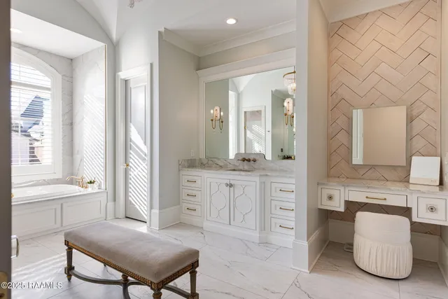 $1,670,000 | 101 Kingfisher Drive, Lafayette, LA 70508