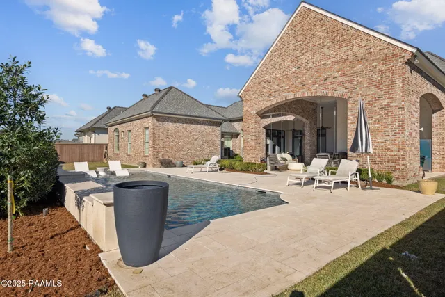 $1,670,000 | 101 Kingfisher Drive, Lafayette, LA 70508