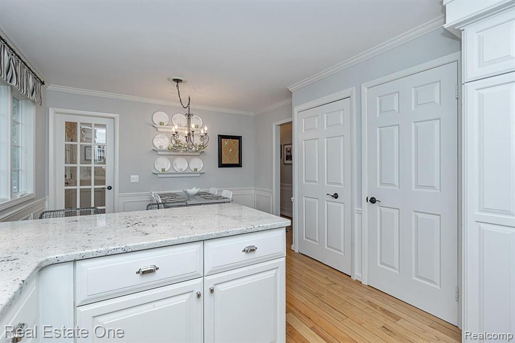 1391 Chestnut Lane Rochester Hills, MI 48309 - Photo 16 of 52