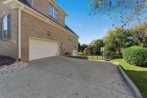 $850,000 | 1623 Fair House Road, Spring Hill, TN 37174