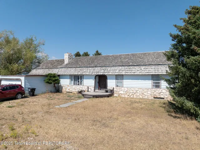 $1,100,000 | 71 Cedron Road, Victor, ID 83455