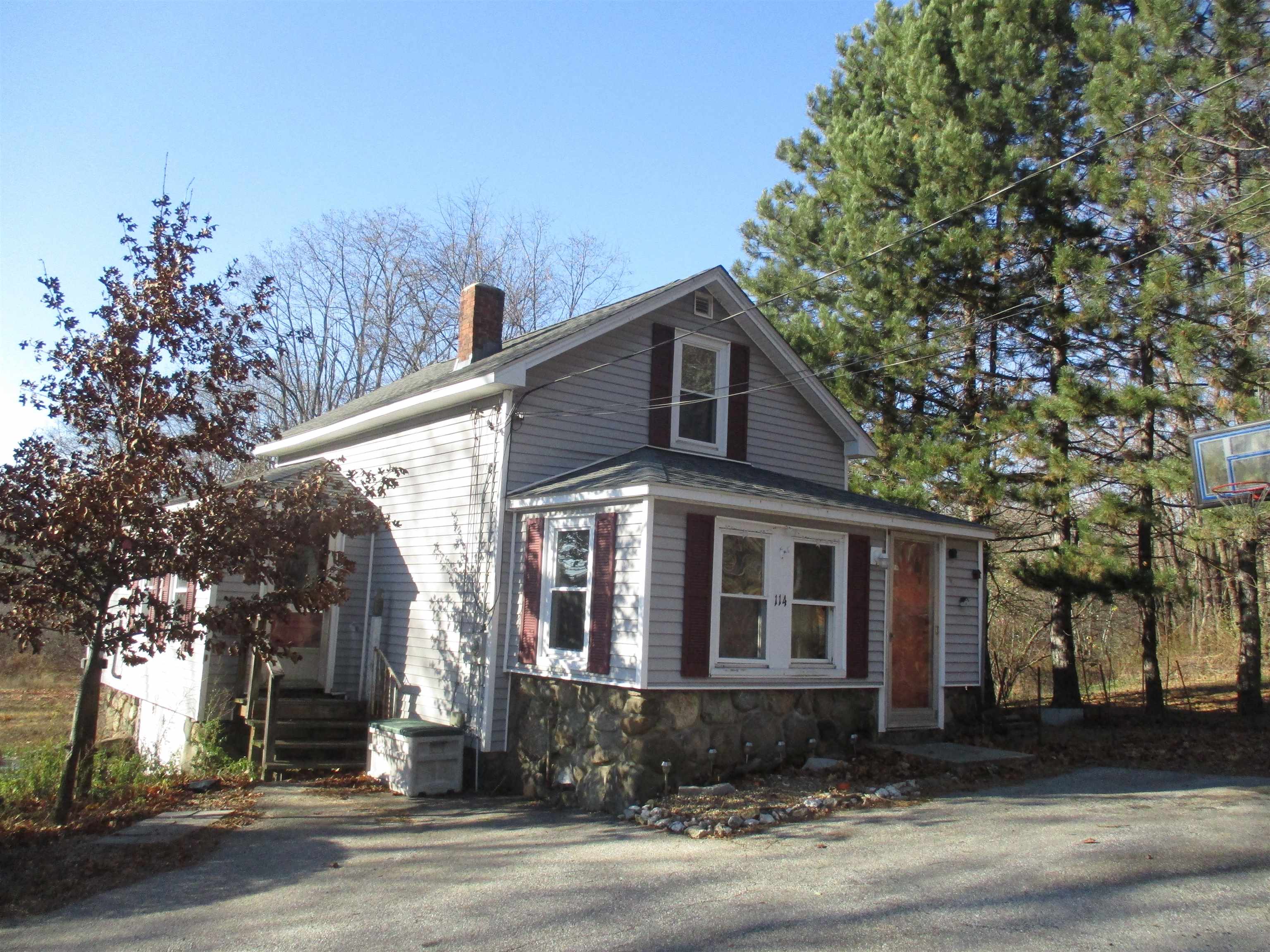 114 Exeter Road South Hampton, NH 03827 - Photo 1 of 4