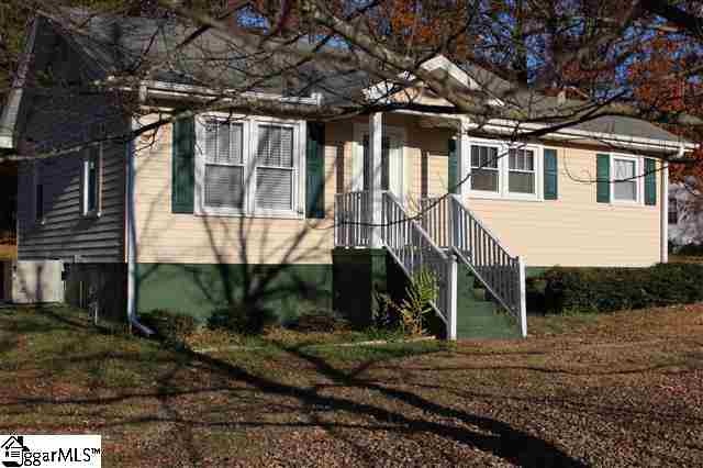 10 Wood Road Taylors, SC 29687 - Photo 1 of 1