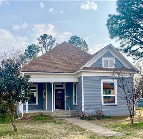 $292,000 | 700 West Monterey Street, Denison, TX 75020