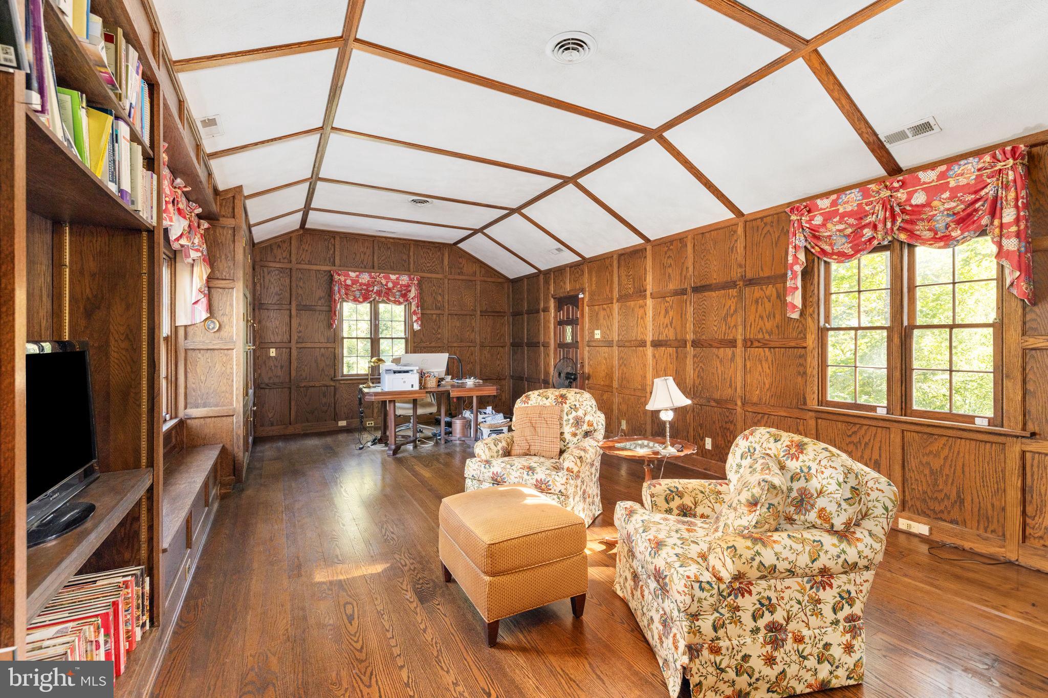 703 Keats Road Richmond, VA 23229 - Photo 9 of 45 Gallery Image 9
