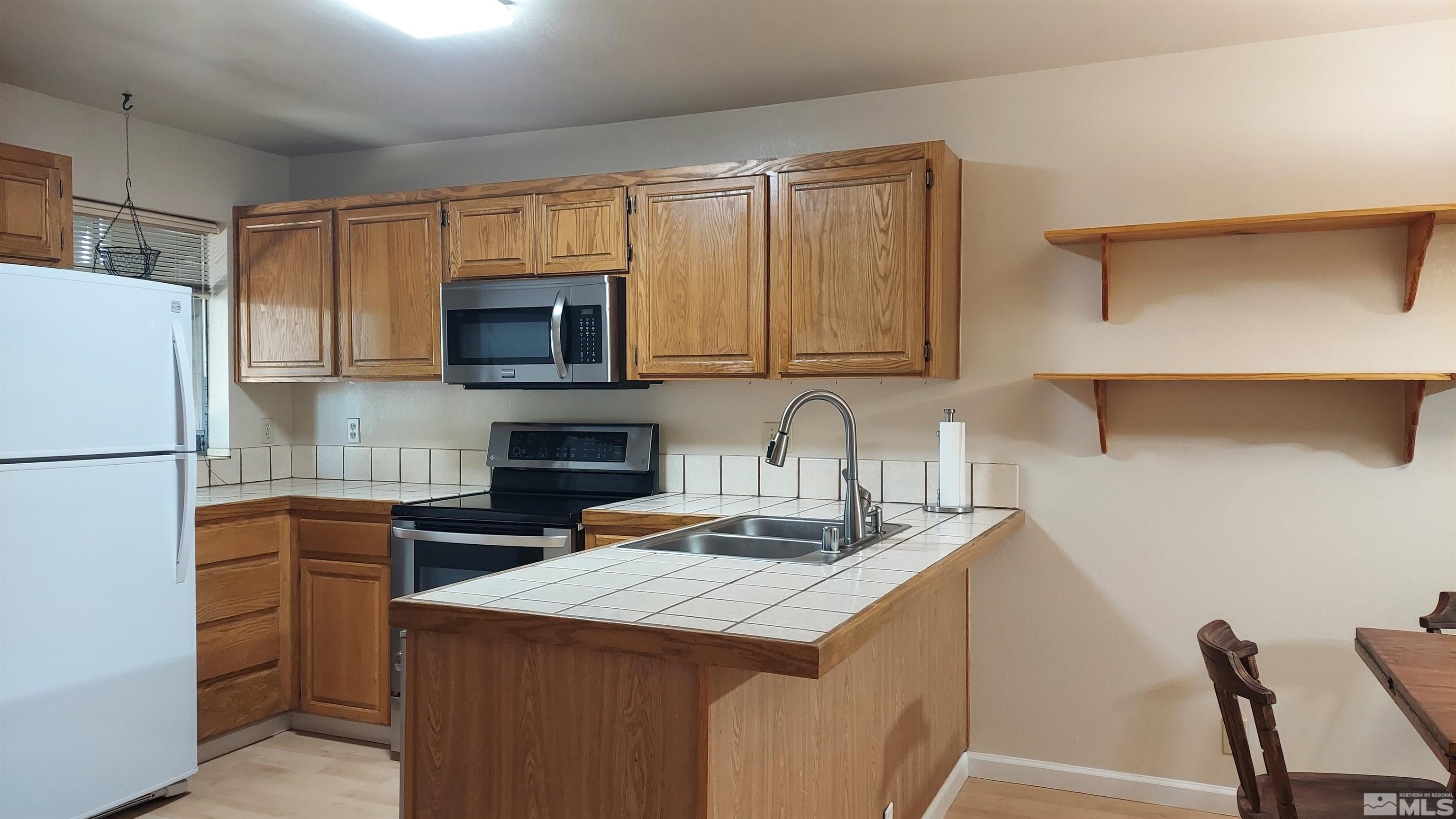 2943 Tierra Verde East Reno, NV 89512 - Photo 2 of 13 Photo 2