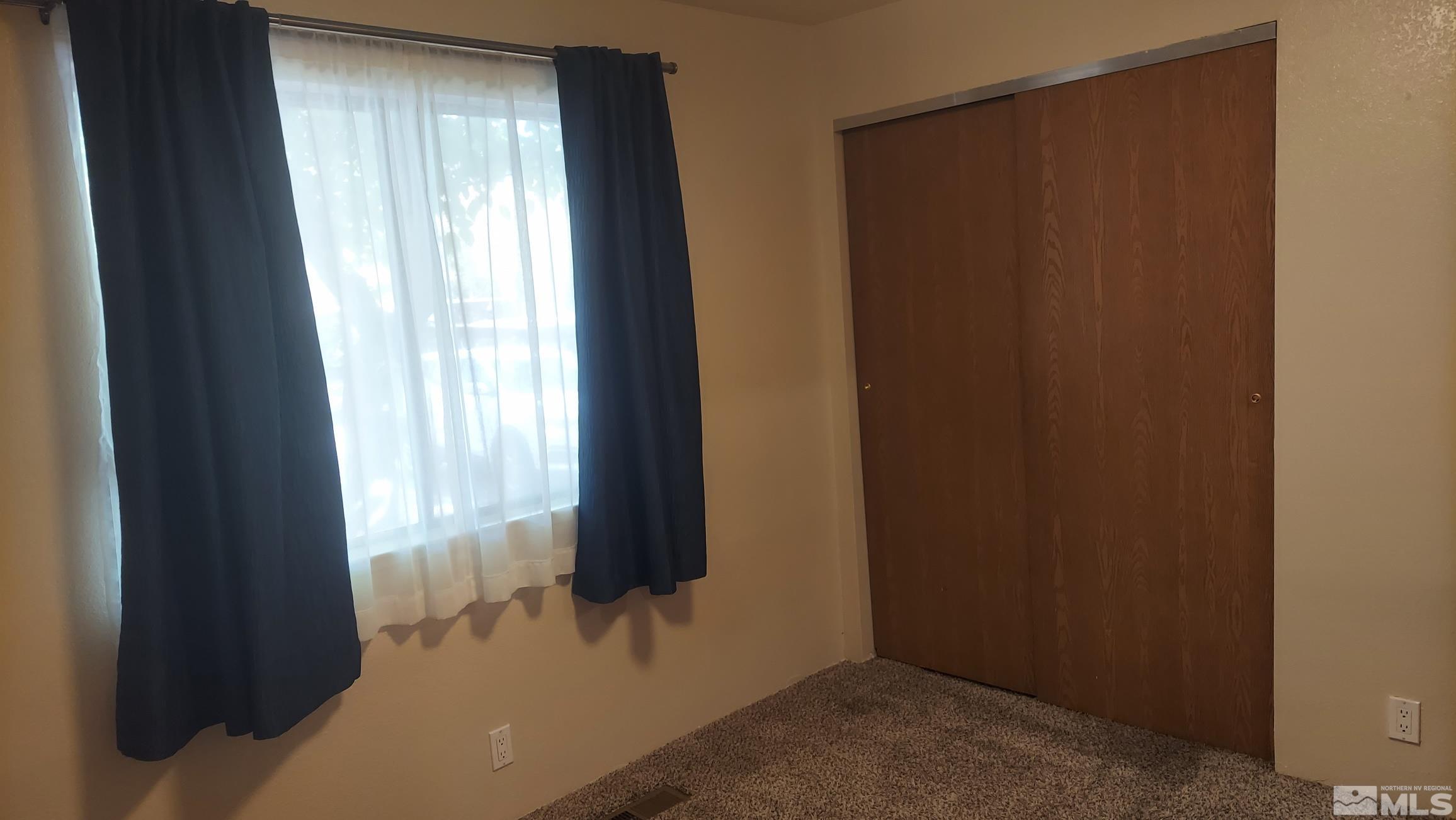 2943 Tierra Verde East Reno, NV 89512 - Photo 7 of 13 Photo 7