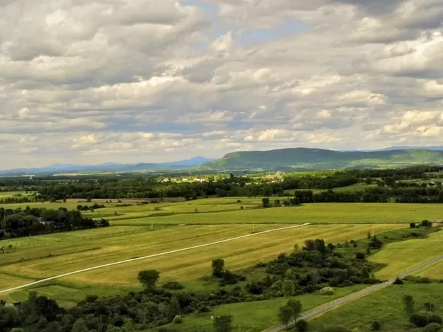 $699,000 | 0 Vermont Route 125, Bridport, VT 05734