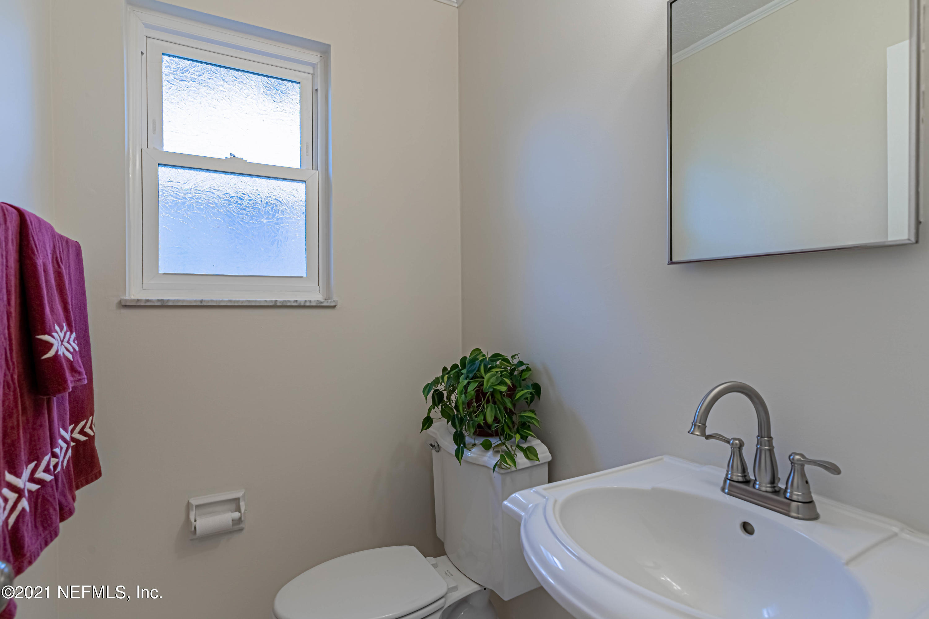 4528 Hartman Road Jacksonville, FL 32225 - Photo 28 of 40 28 Second Bathroom