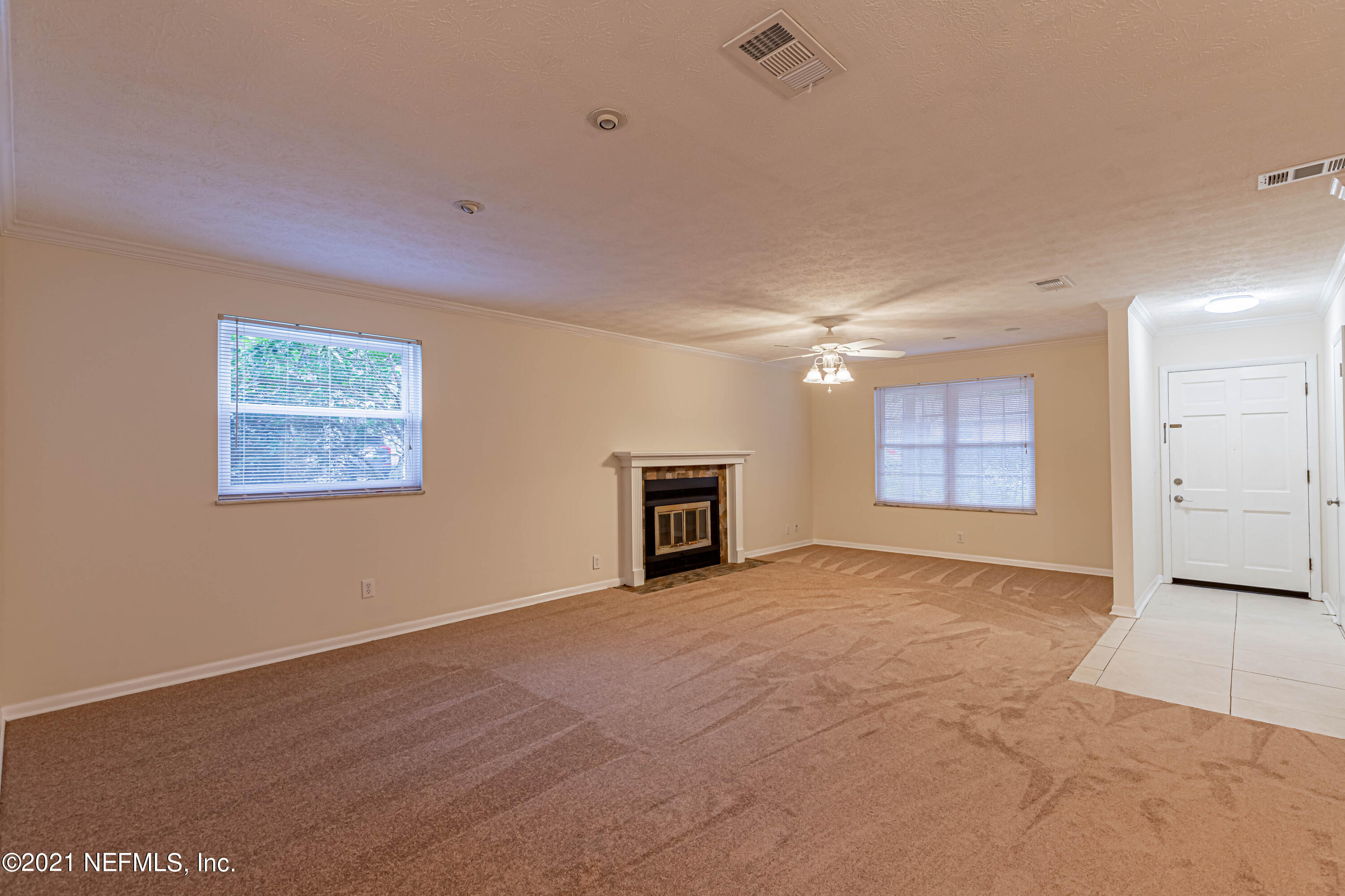 4528 Hartman Road Jacksonville, FL 32225 - Photo 8 of 40 8 Family Room
