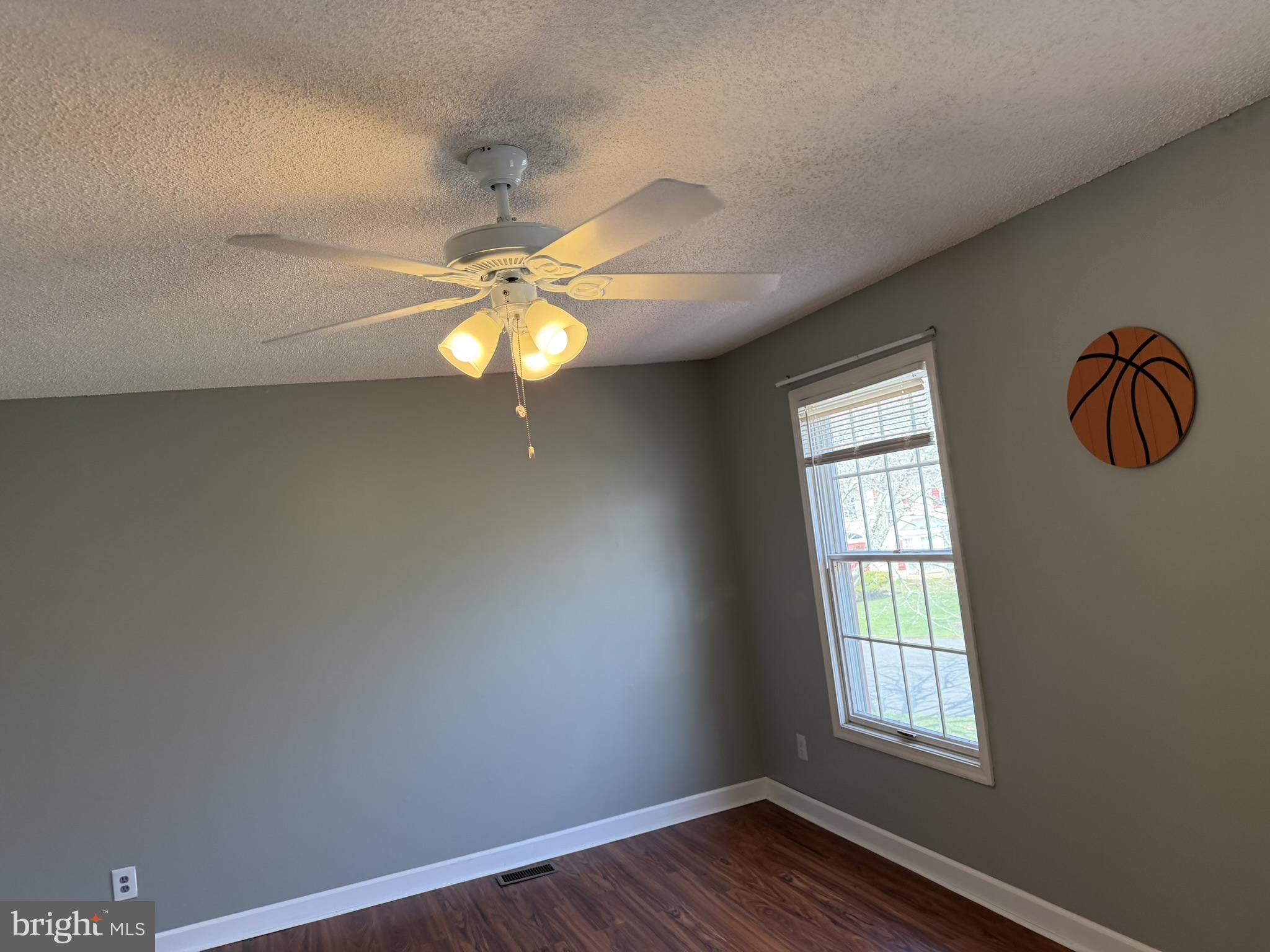 1 Wright Place Princeton Junction, NJ 08550 - Photo 21 of 27 Bright and airy space with character.