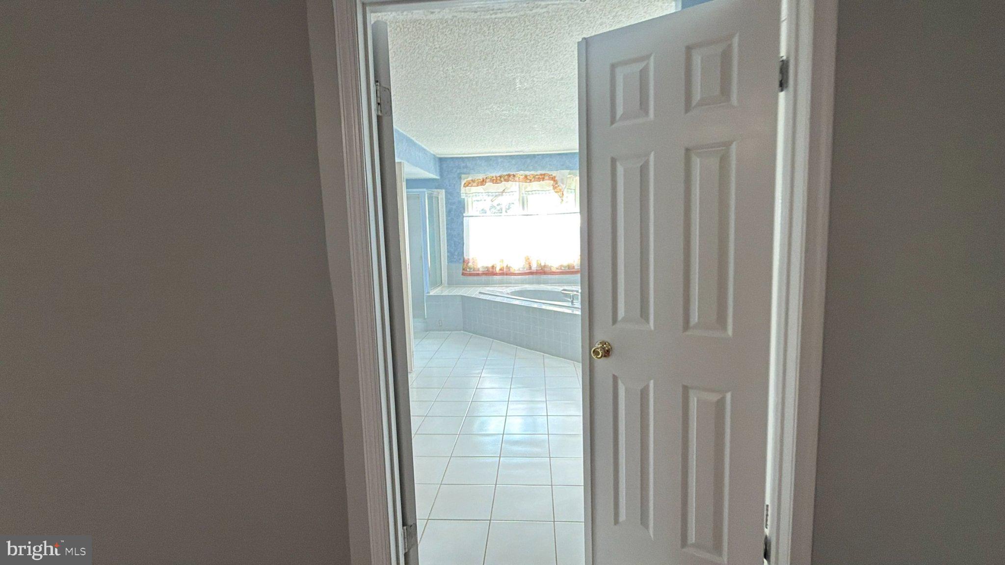 1 Wright Place Princeton Junction, NJ 08550 - Photo 24 of 27 Bright and inviting bathroom retreat.
