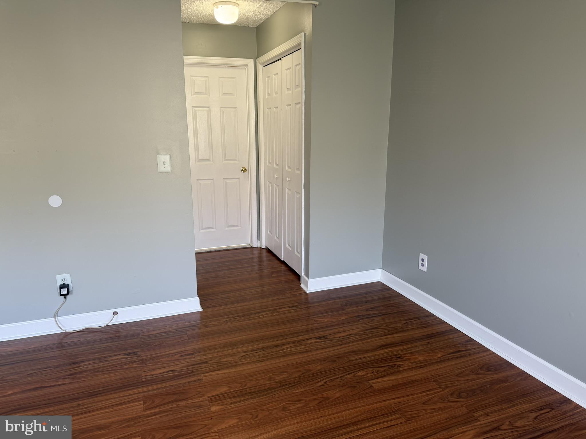1 Wright Place Princeton Junction, NJ 08550 - Photo 26 of 27 Bright and inviting blank canvas space.