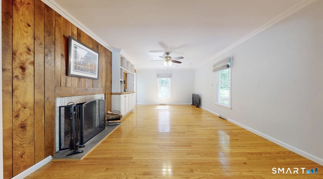 285 Wooding Hill Road Bethany, CT 06524 - Photo 11 of 33