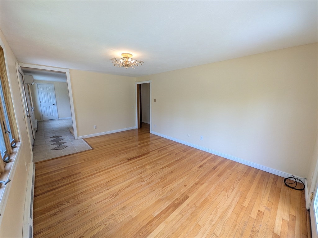 5 Hollow Road Wilbraham, MA 01095 - Photo 6 of 35
