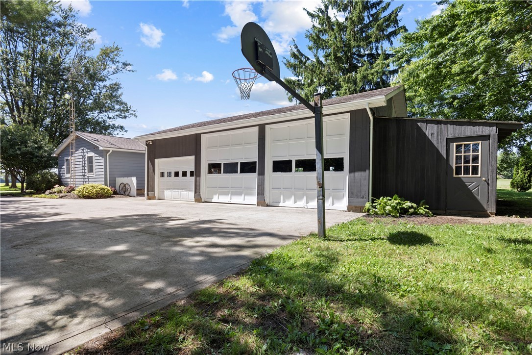 11611 Vermilion Road Oberlin, OH 44074 - Photo 4 of 38