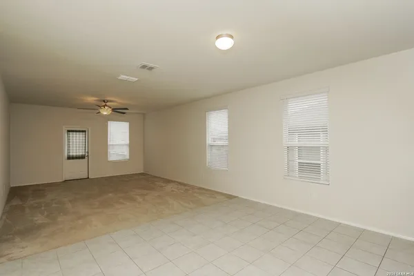 $2,050 | 320 Salz Way, San Antonio, TX 78260