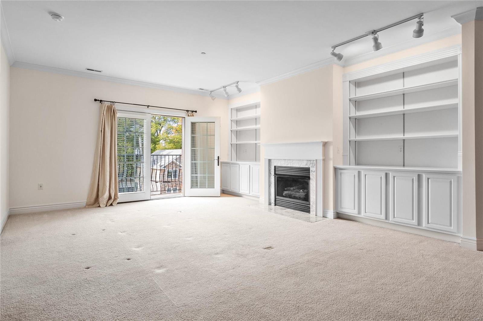 11299 Manchester Road, Unit 7 St. Louis, MO 63122 - Photo 8 of 28 Gallery Image 8