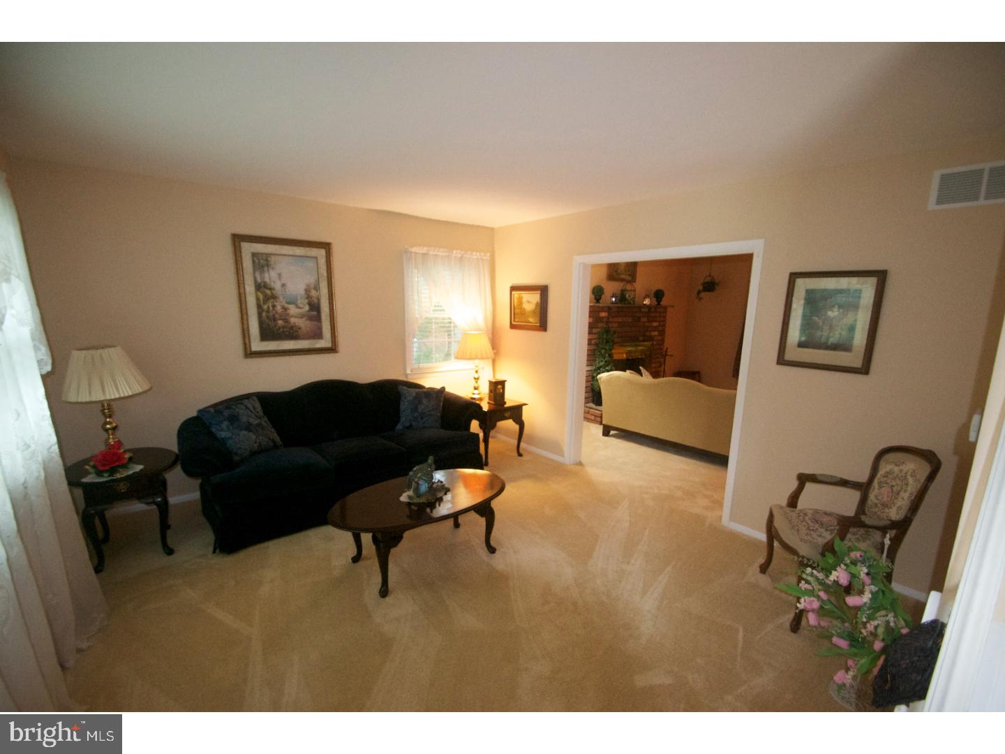 61 Blue Jay Road Chalfont, PA 18914 - Photo 10 of 22 Living Room