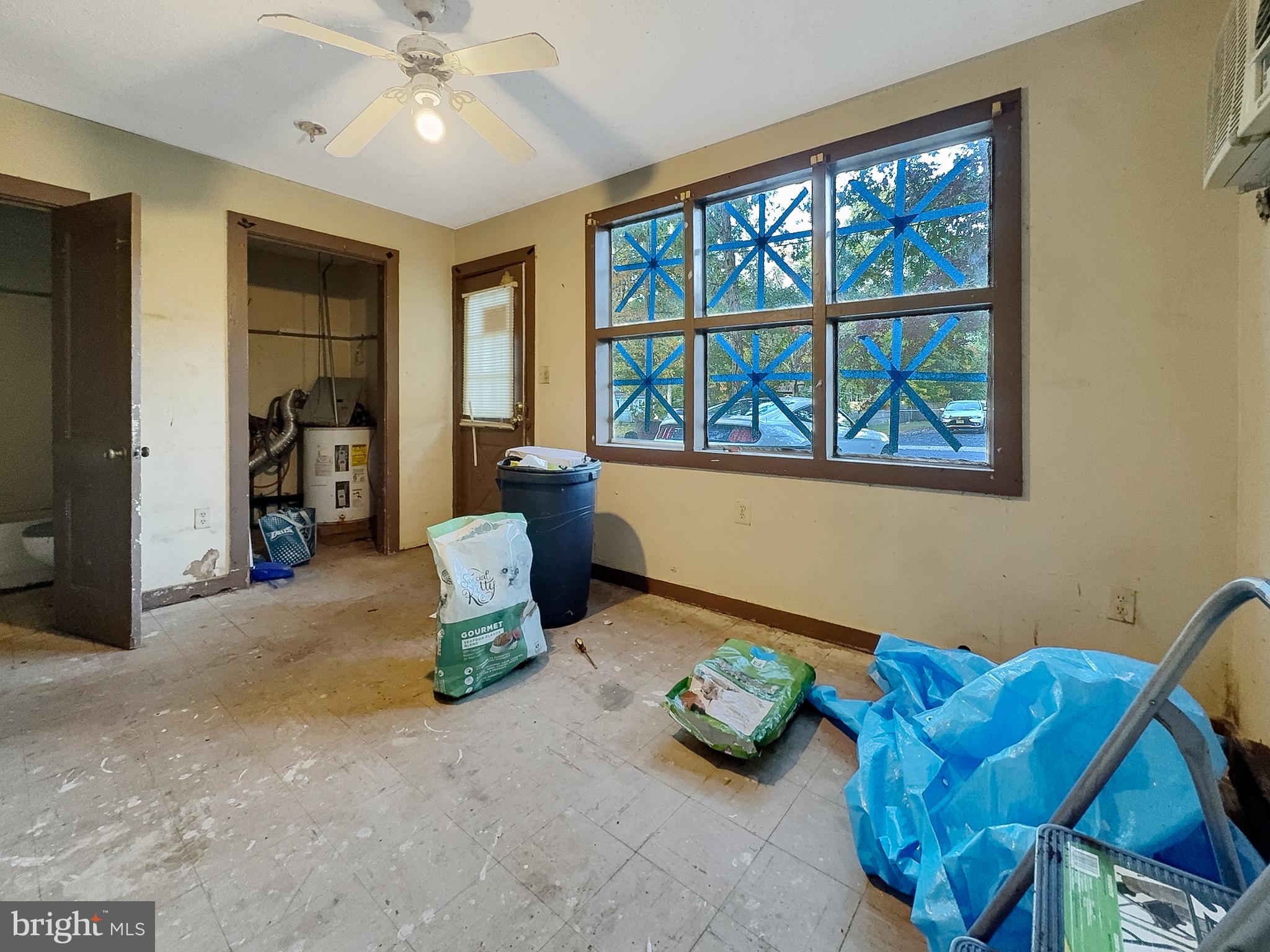 108 Quail Road Millville, NJ 08332 - Photo 3 of 14 a bedroom with furniture and a window
