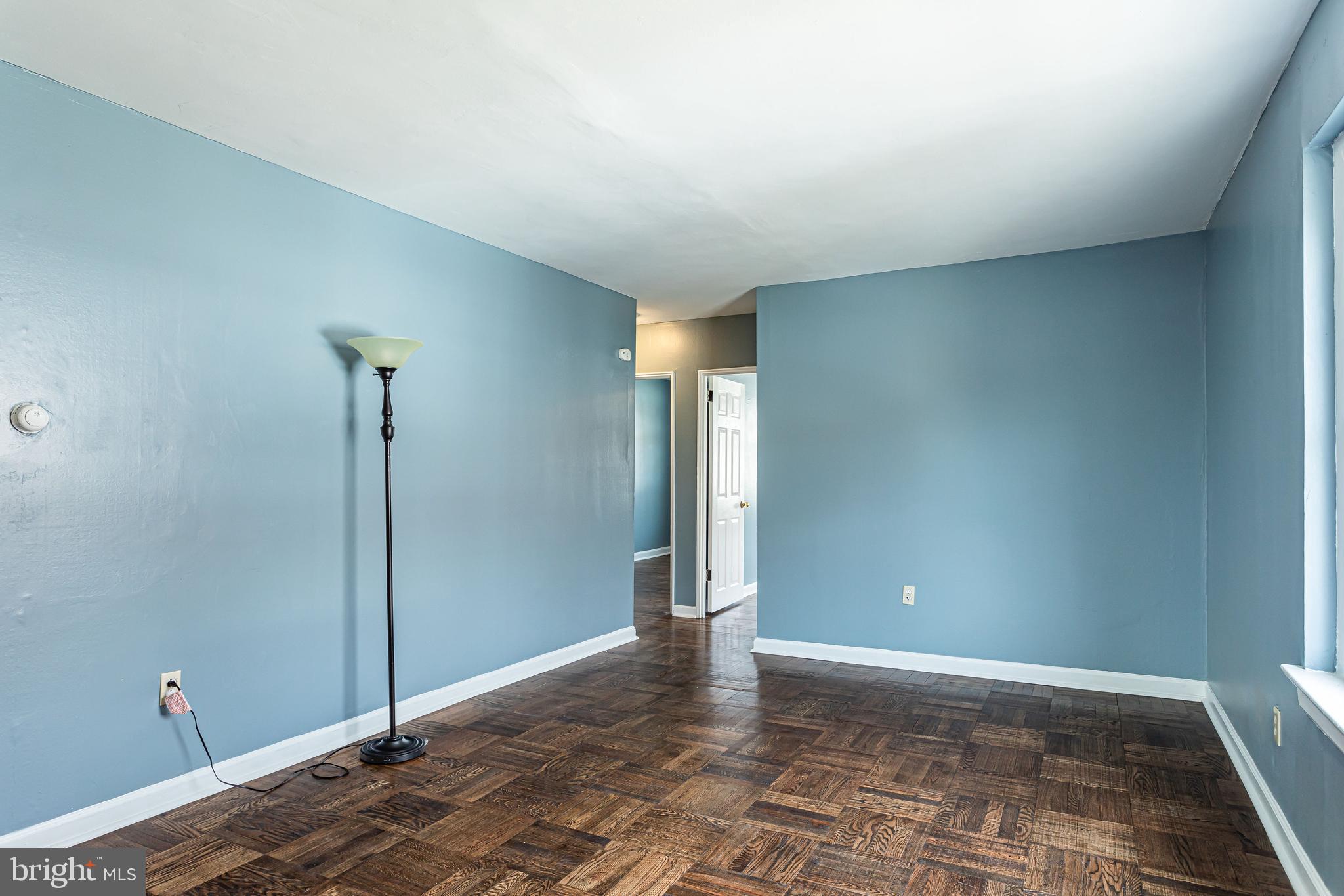 330 Copley Road Upper Darby, PA 19082 - Photo 4 of 41