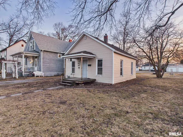 $62,000 | 1121 Pulaski Street, Lincoln, IL 62656