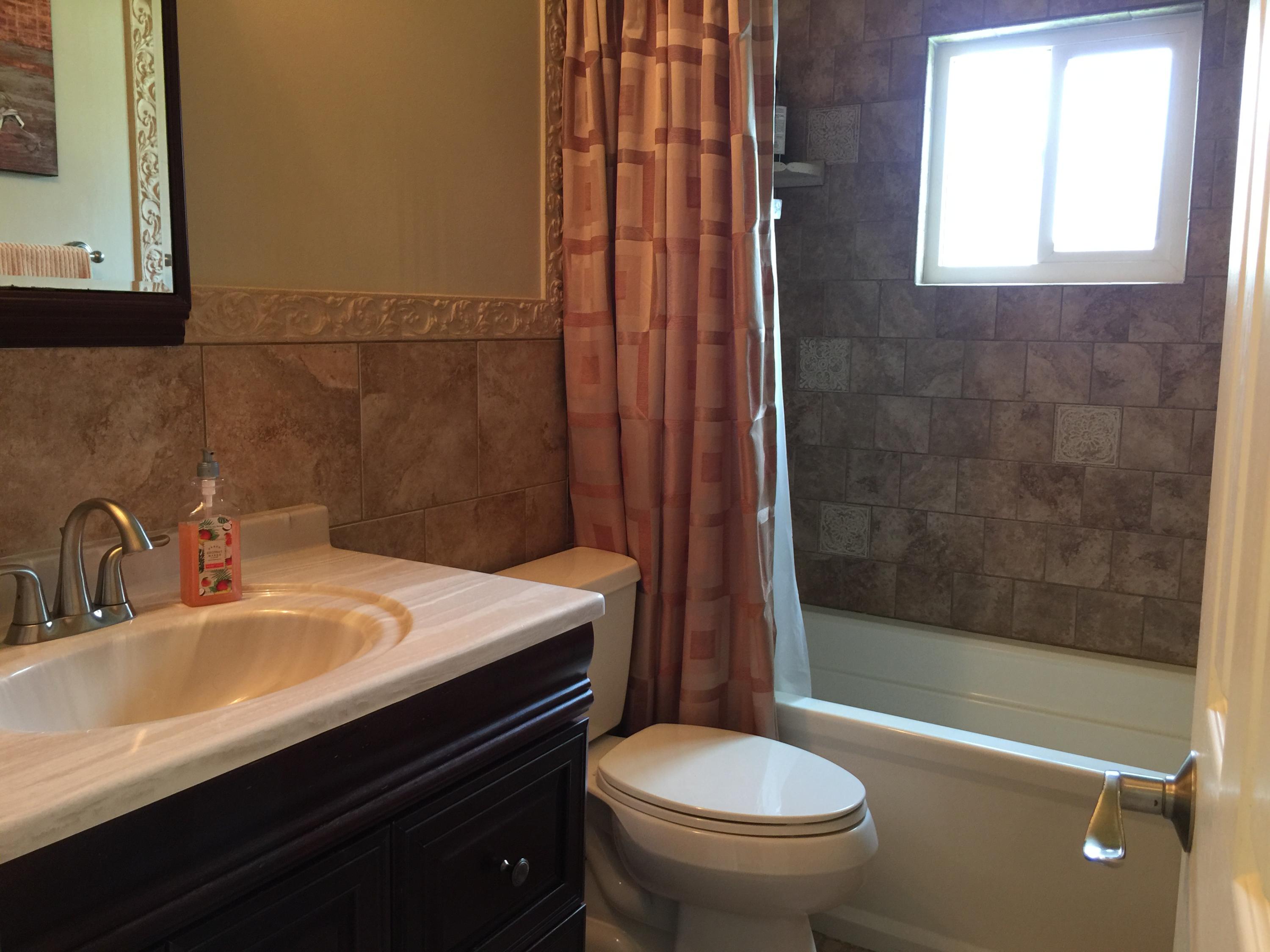 9638 Lancaster Place Boca Raton, FL 33434 - Photo 23 of 26 Guest bath