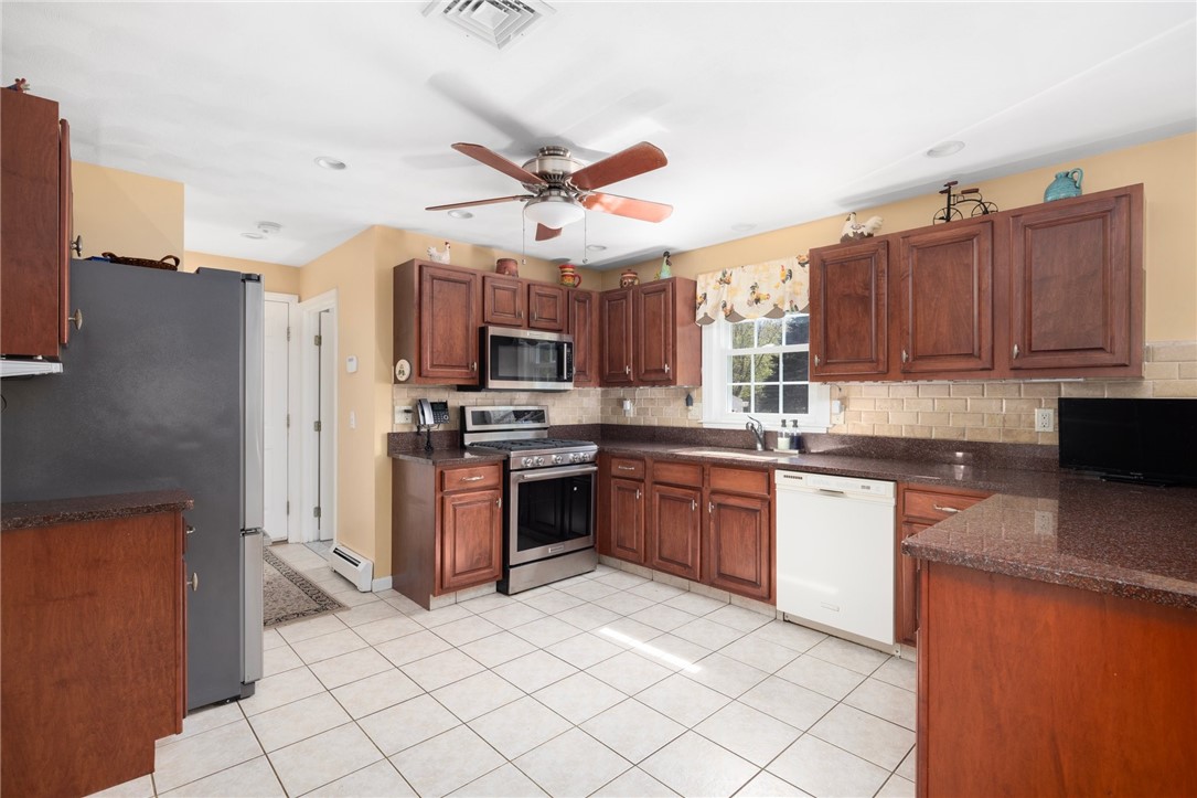 28 Whispering Pines Drive Cranston, RI 02921 - Photo 13 of 46