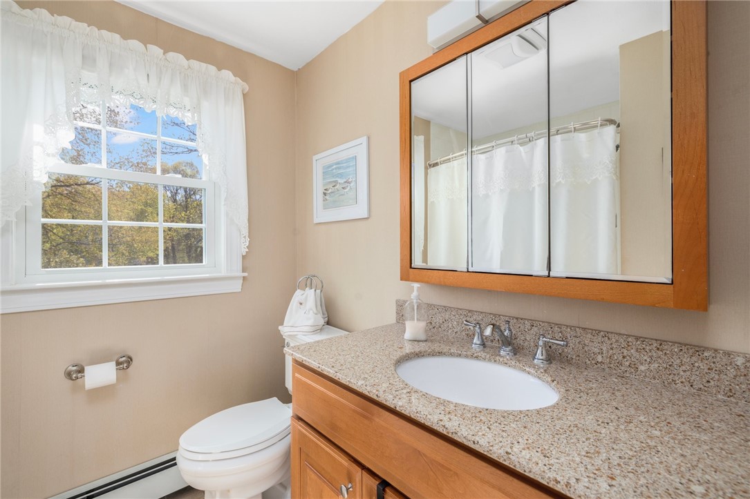 28 Whispering Pines Drive Cranston, RI 02921 - Photo 27 of 46 2nd Level Bath