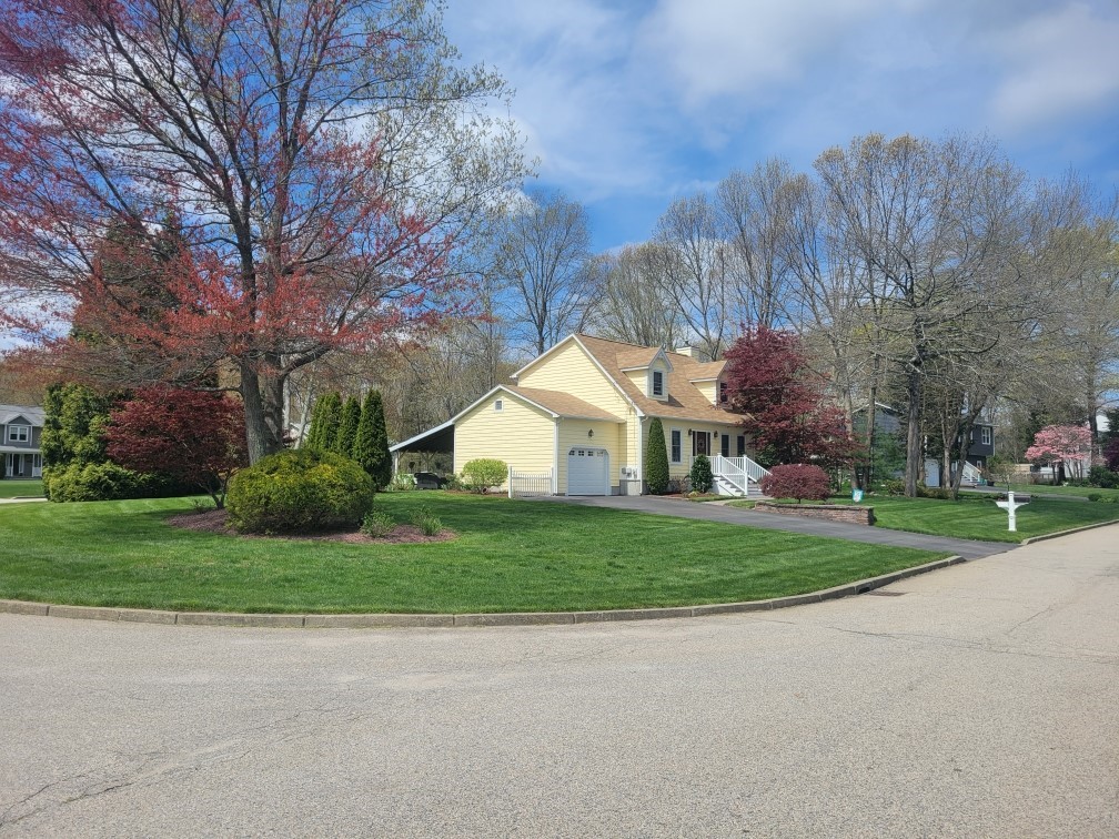 28 Whispering Pines Drive Cranston, RI 02921 - Photo 41 of 46 Corner Lot