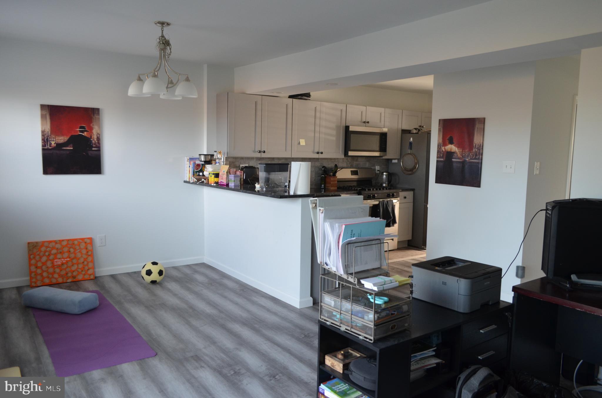 1964 East Oak Road, Unit P2 Vineland, NJ 08361 - Photo 8 of 22 Dinning / Office/ Family room area