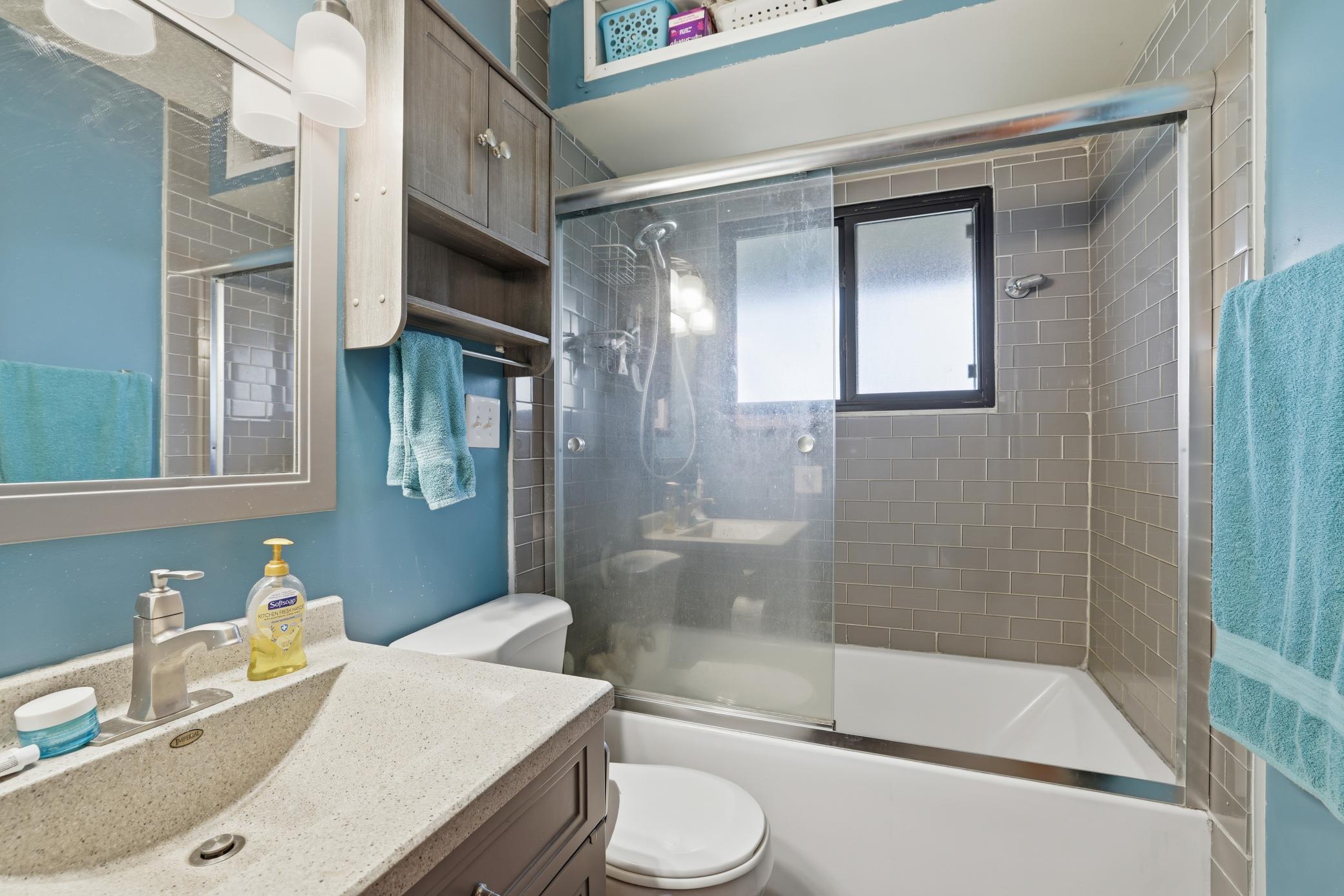 115 Peninsula Road Medicine Lake, MN 55441 - Photo 12 of 35