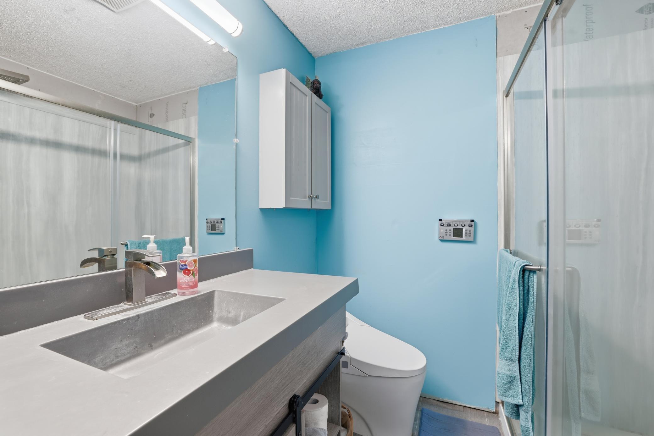 115 Peninsula Road Medicine Lake, MN 55441 - Photo 14 of 35