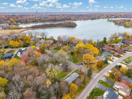 $699,900 | 115 Peninsula Road, Medicine Lake, MN 55441