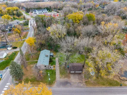 $699,900 | 115 Peninsula Road, Medicine Lake, MN 55441