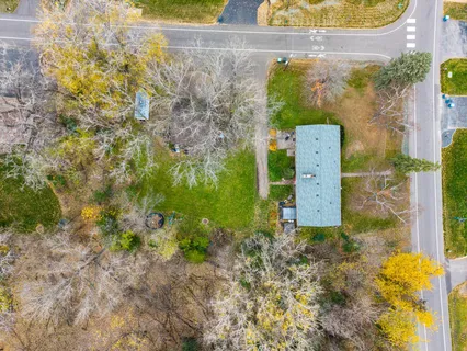 $699,900 | 115 Peninsula Road, Medicine Lake, MN 55441