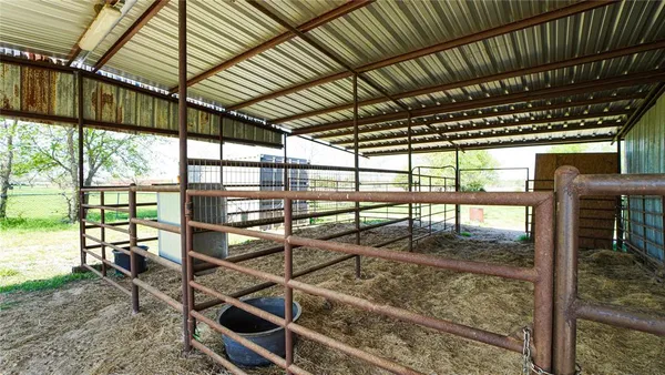 $3,300 | 19761 Highway 34, Terrell, TX 75161