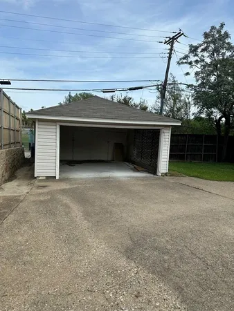 $3,295 | 6365 Malcolm Drive, Dallas, TX 75214