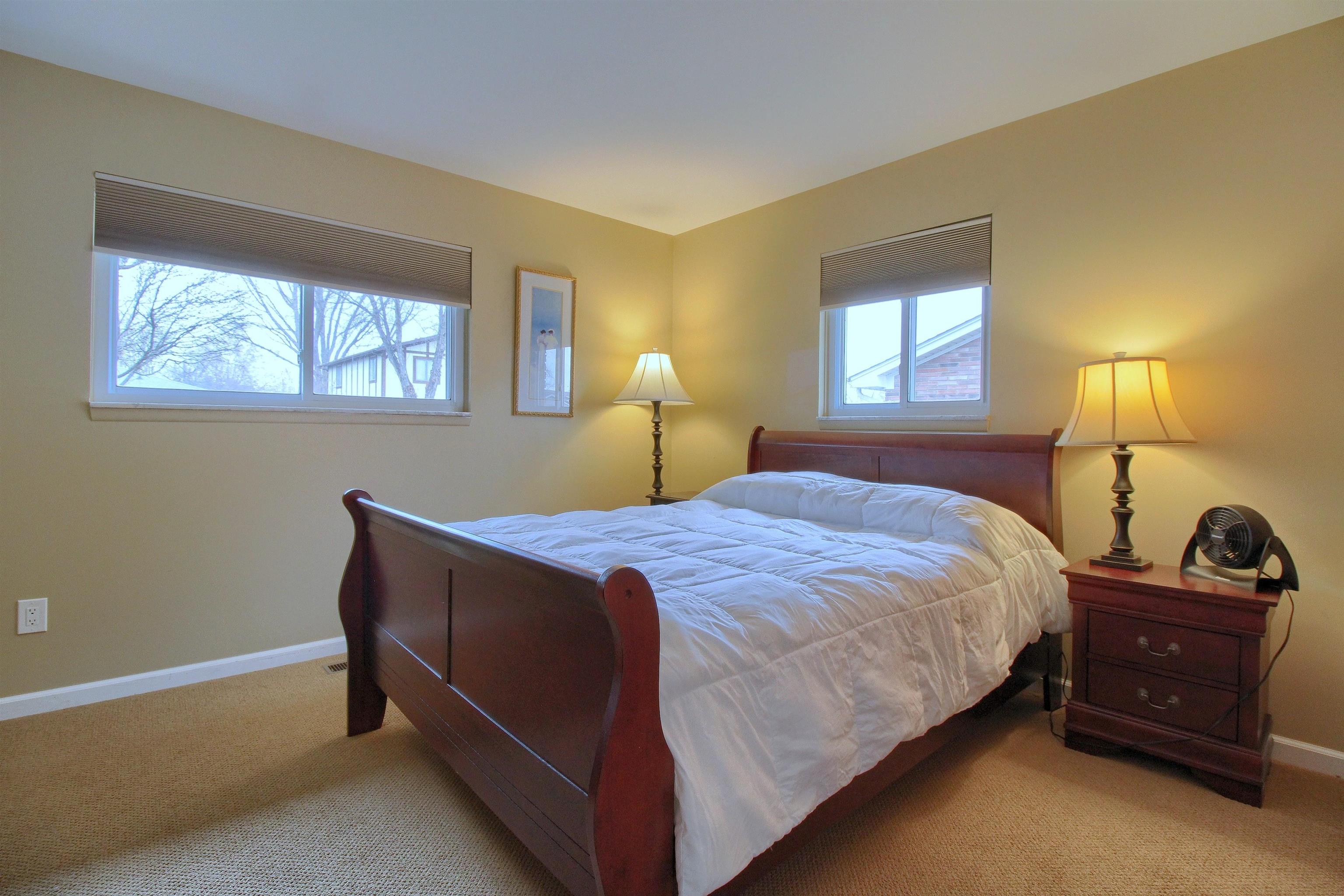 7267 Riverside Drive Algonac, MI 48001 - Photo 22 of 36 50162798-067bdadc-2f16-4b7b-9b04-05b7220d8c85.JPG