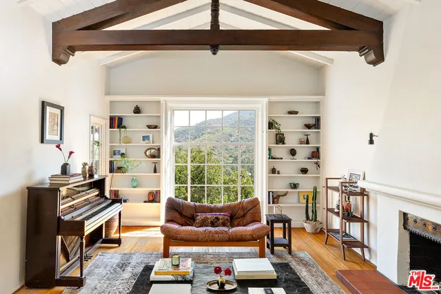 $1,799,000 | 3468 Troy Drive, Los Angeles, CA 90068