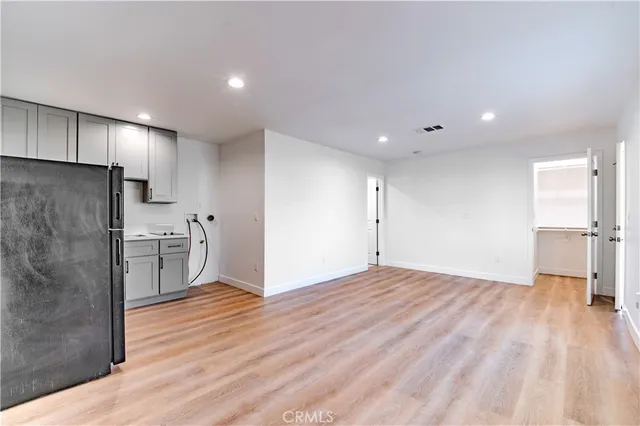 $1,600 | 12301 Flint Place, Garden Grove, CA 92843