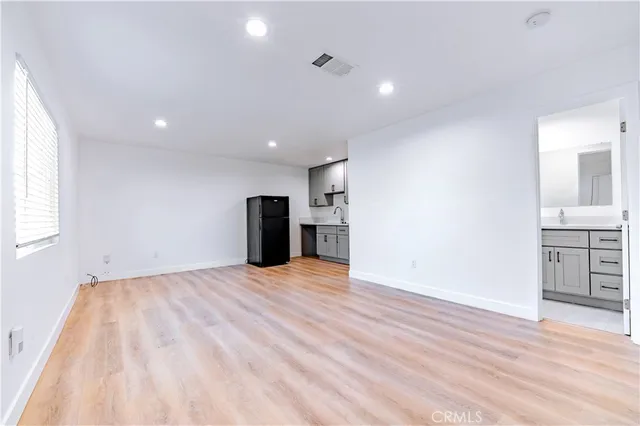 $1,600 | 12301 Flint Place, Garden Grove, CA 92843