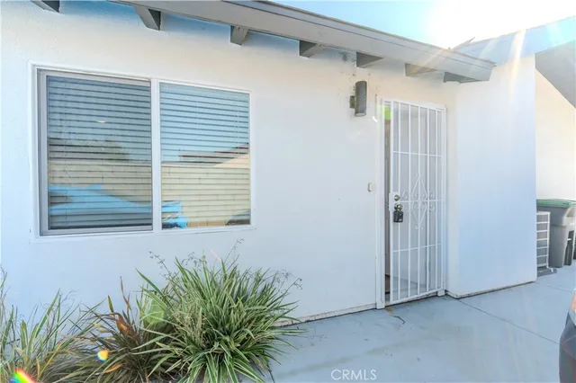 $1,600 | 12301 Flint Place, Garden Grove, CA 92843