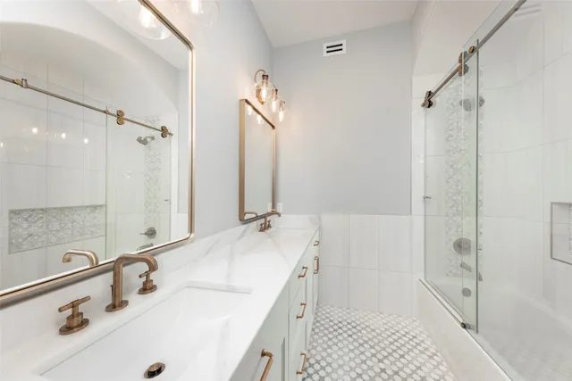 $1,449,900 | 15301 Marina Drive, Montgomery, TX 77356