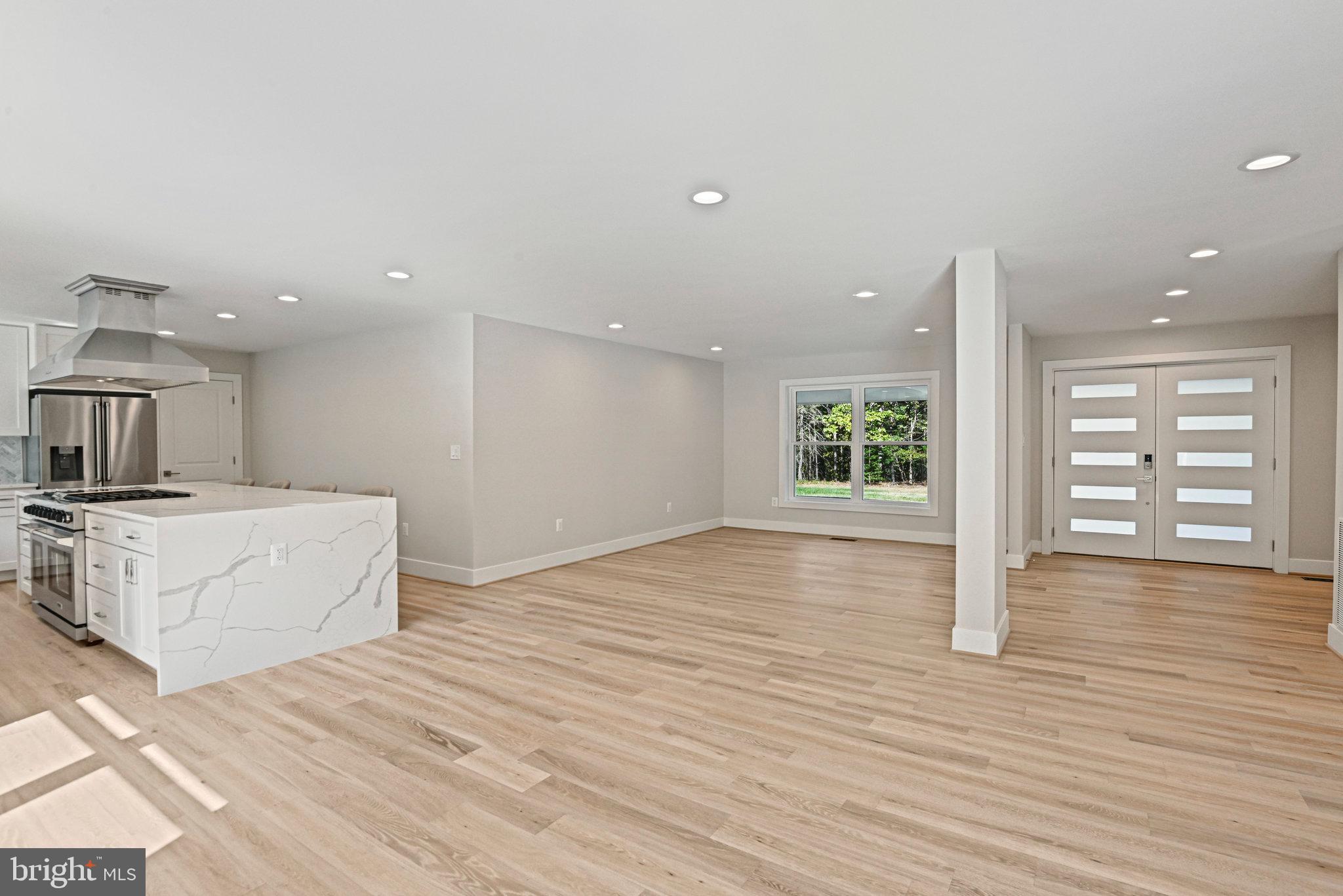 10900 Hunter Station Road Vienna, VA 22181 - Photo 22 of 110