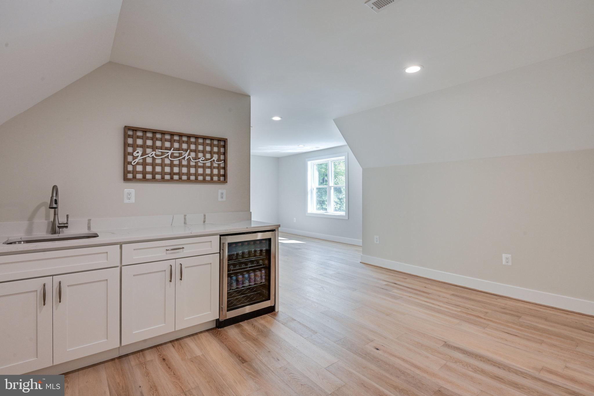 10900 Hunter Station Road Vienna, VA 22181 - Photo 45 of 110